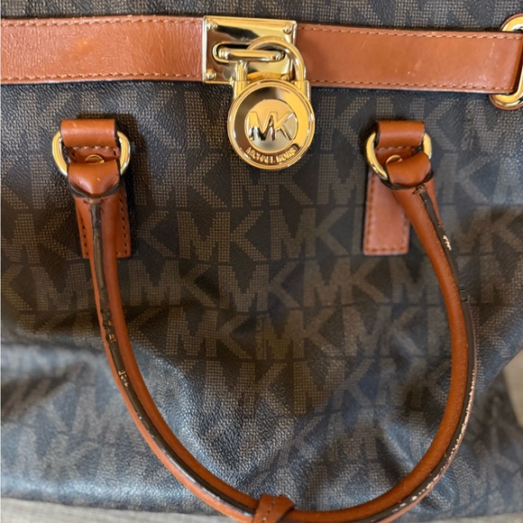 Michael Kors Dark Brown and Tan Shoulder Bag - Picture 4 of 6